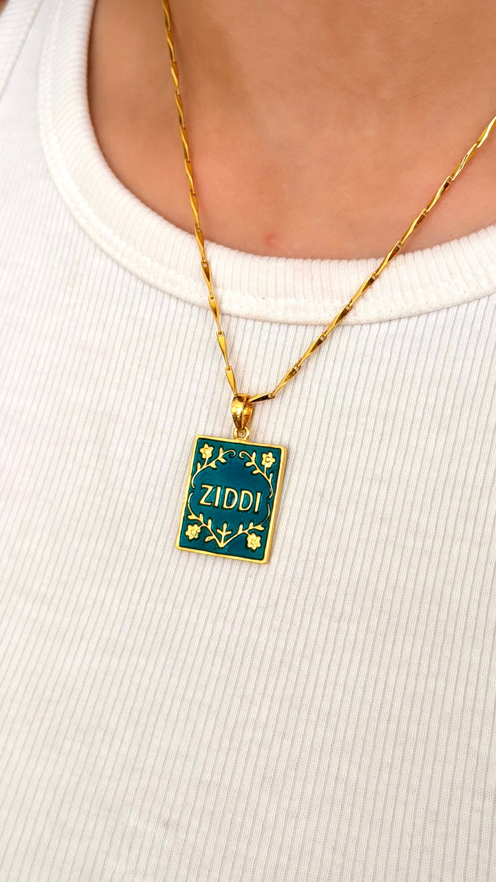 Ziddi Pendant (With Chain)