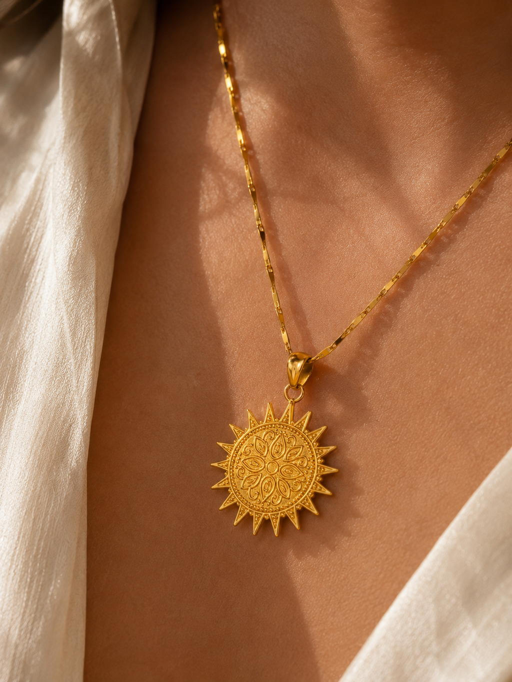 Sun Pendant (With Chain)