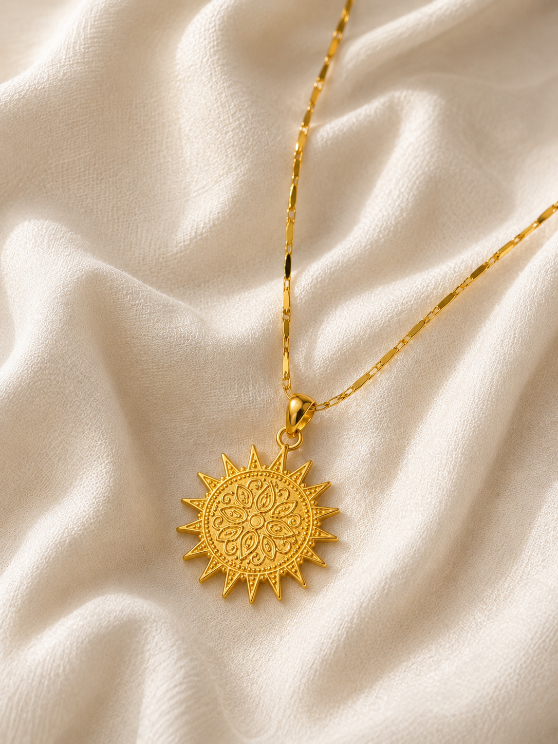 Sun Pendant (With Chain)