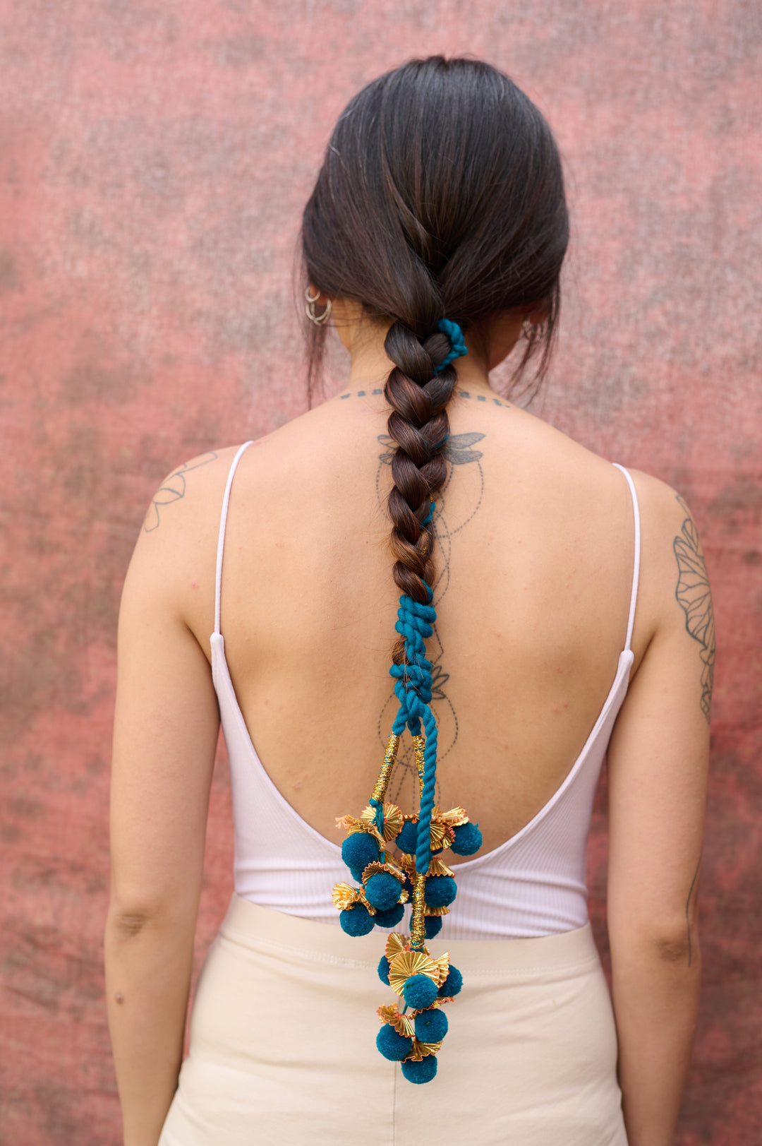 Zozo Parandi (Blue)