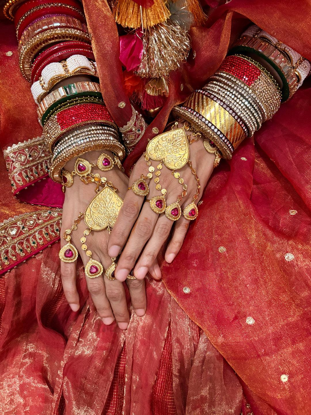 
                  
                    Ishq Haath Phool - set of two
                  
                