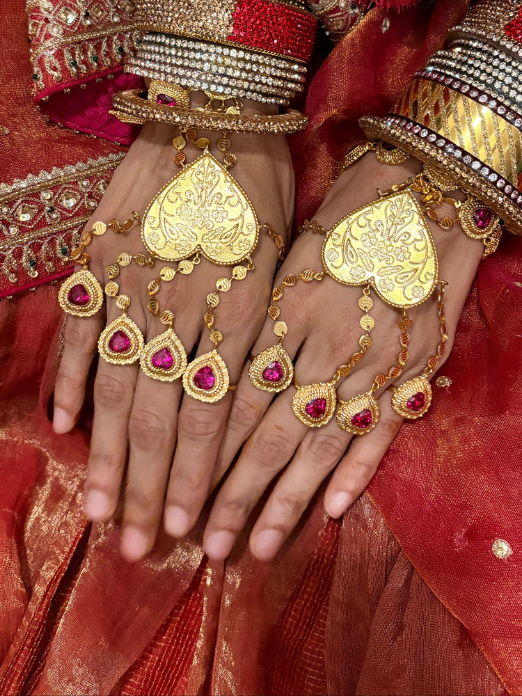 
                  
                    Ishq Haath Phool - set of two
                  
                