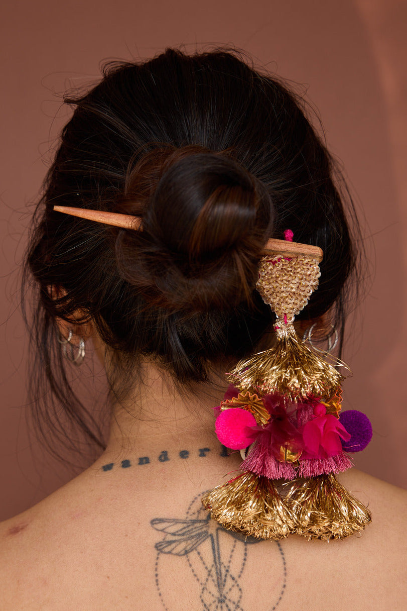 Sitaara Dil Bun Stick