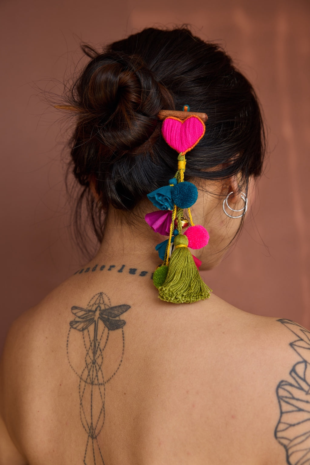Vibrant Dil Pom Pom Bun Stick