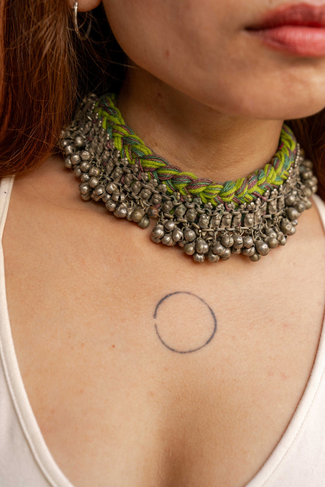 
                  
                    Paajeb Choker
                  
                