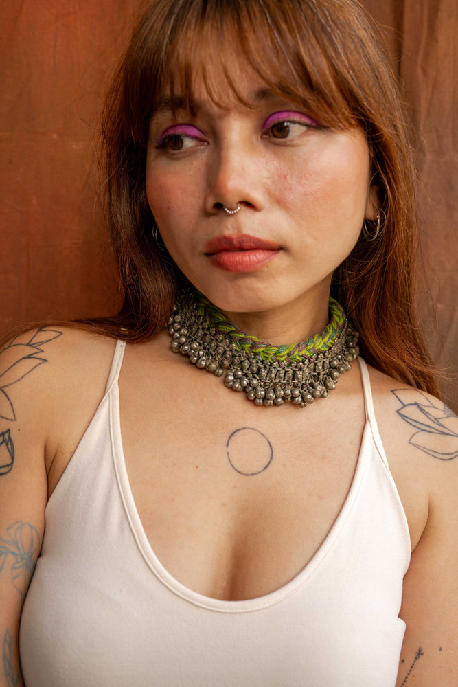 
                  
                    Paajeb Choker
                  
                