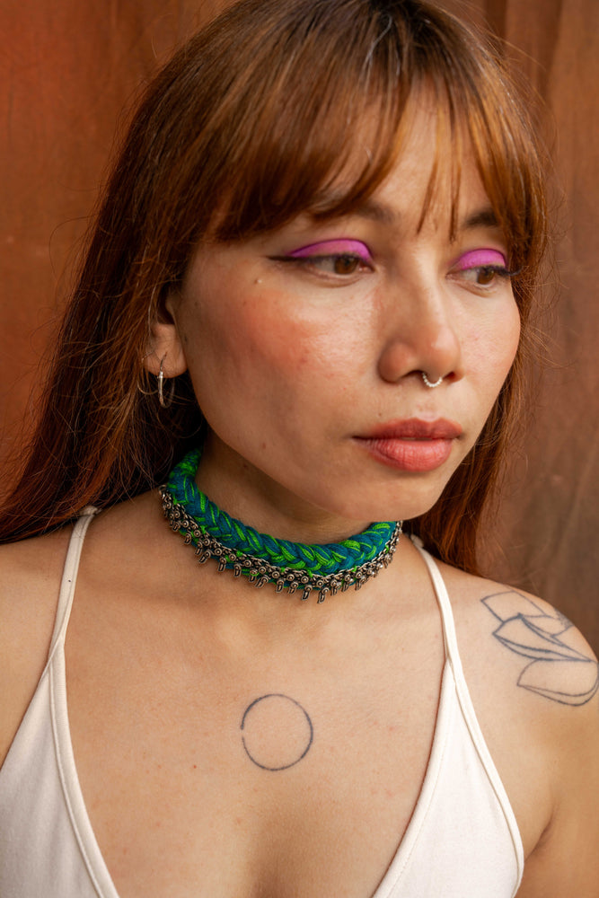 
                  
                    Paajeb Choker
                  
                