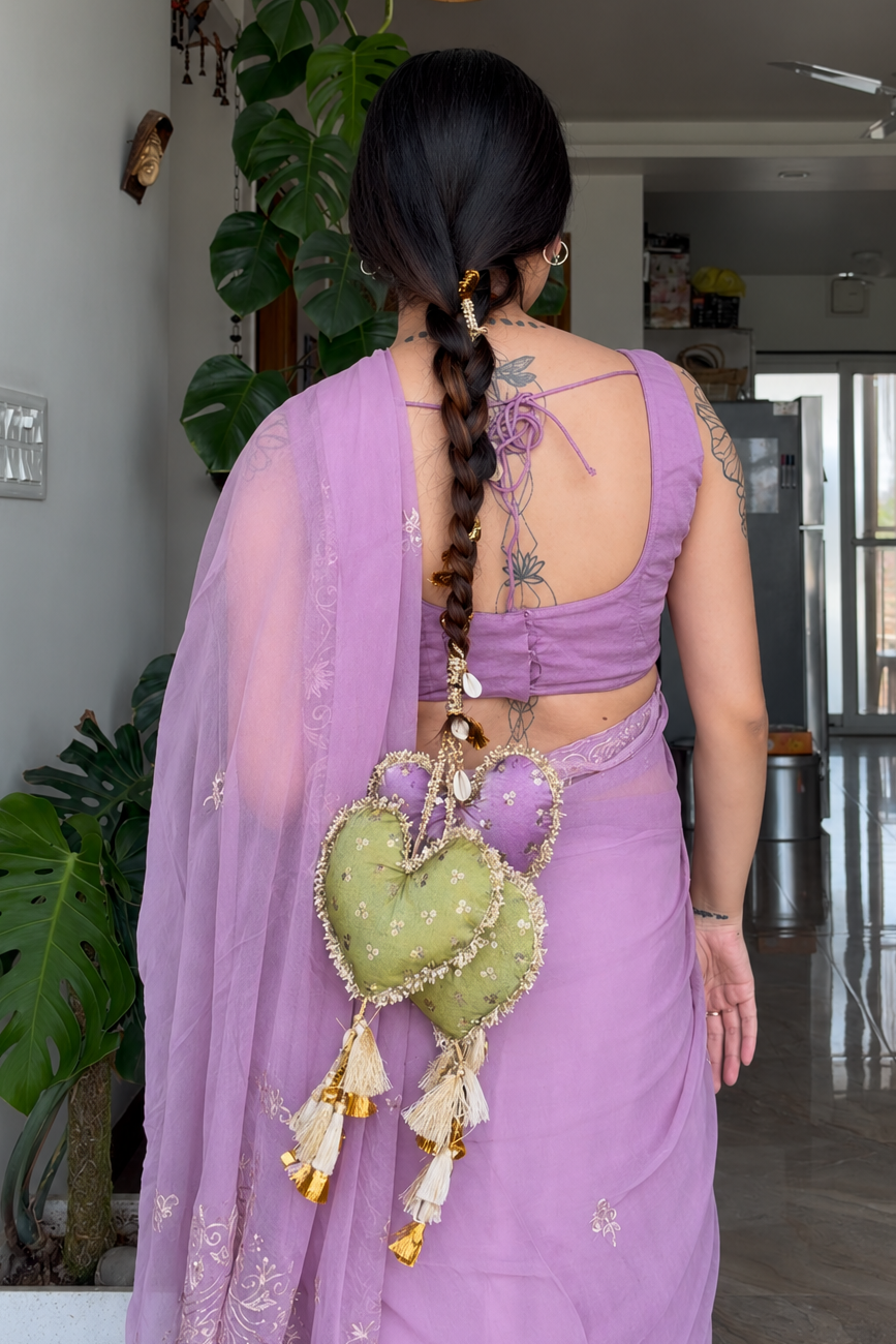 
                  
                    Daydream Parandi
                  
                