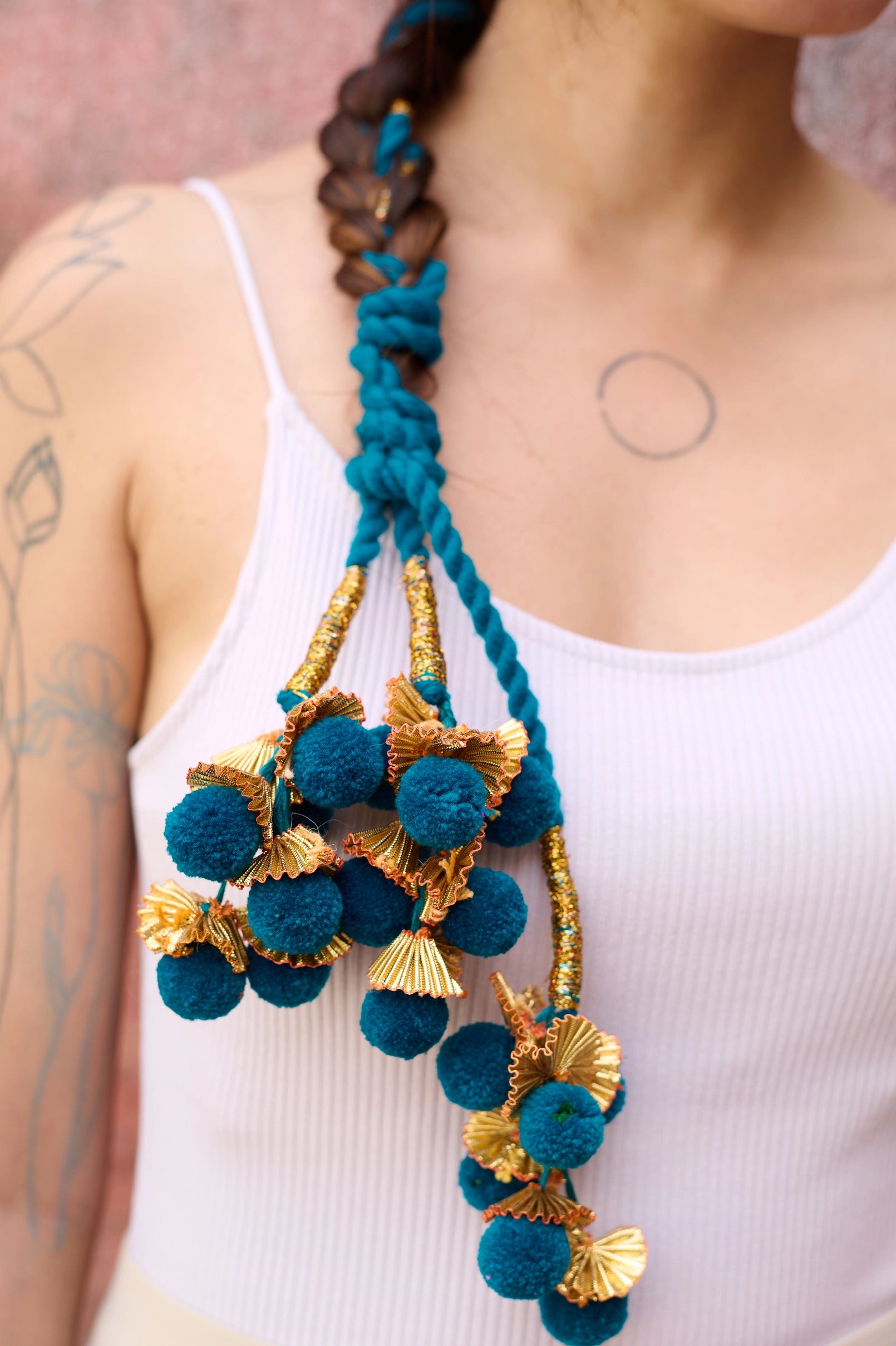 Zozo Parandi (Blue)