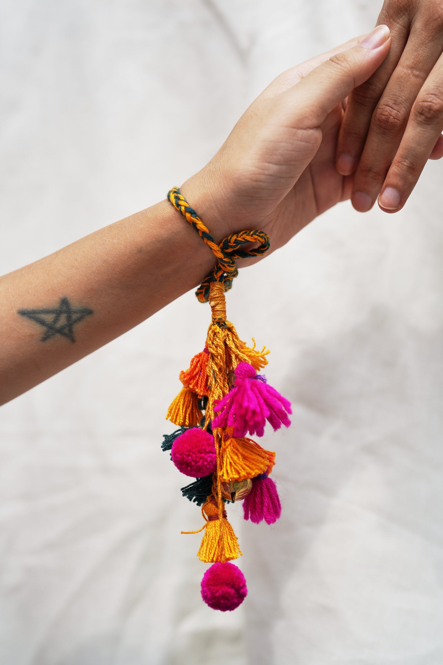 Nakhrewali lumba rakhi