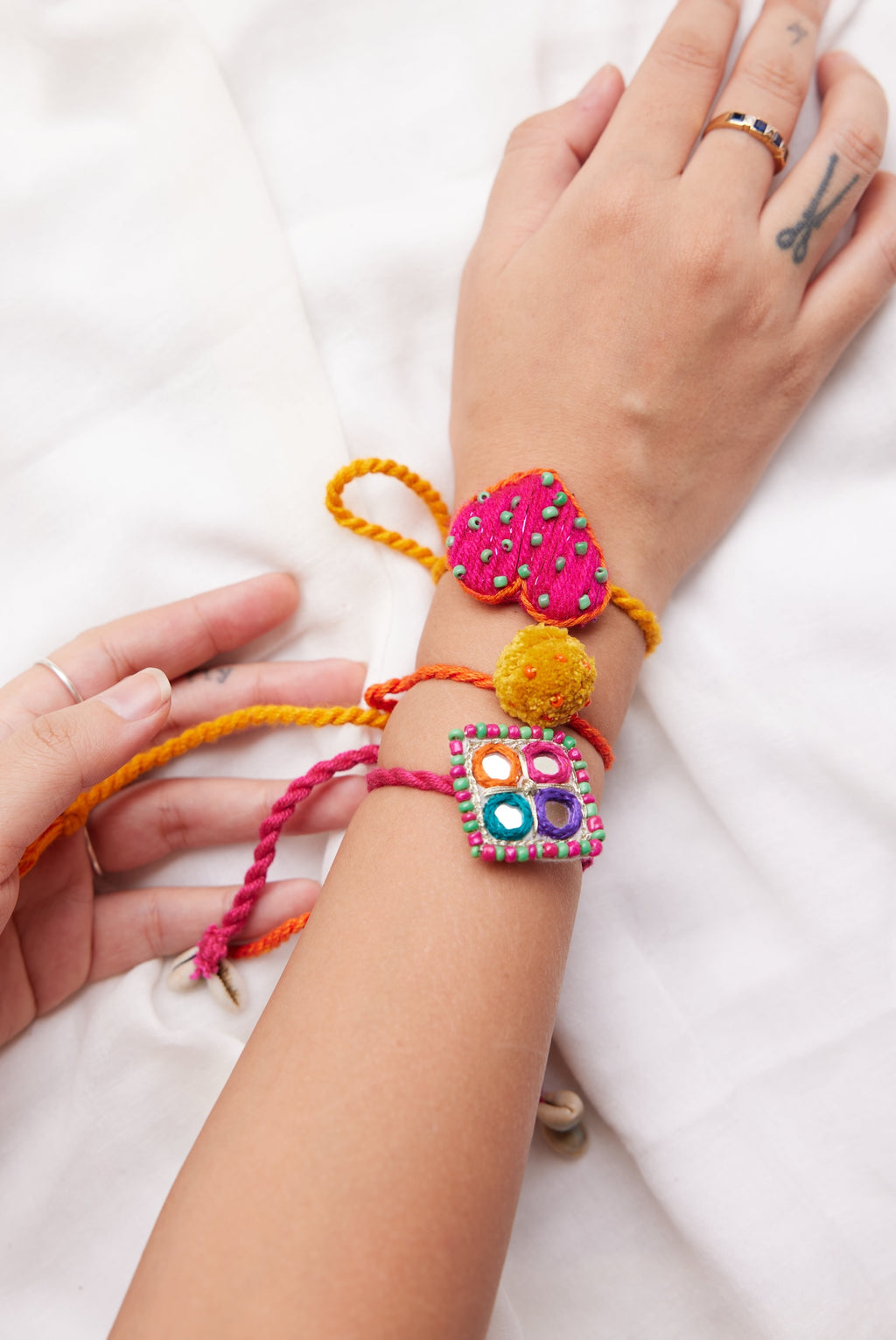 Goopi rakhi - Set of six