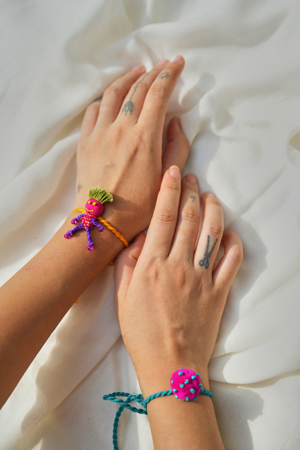 Guddu and laddoo rakhi - set of two