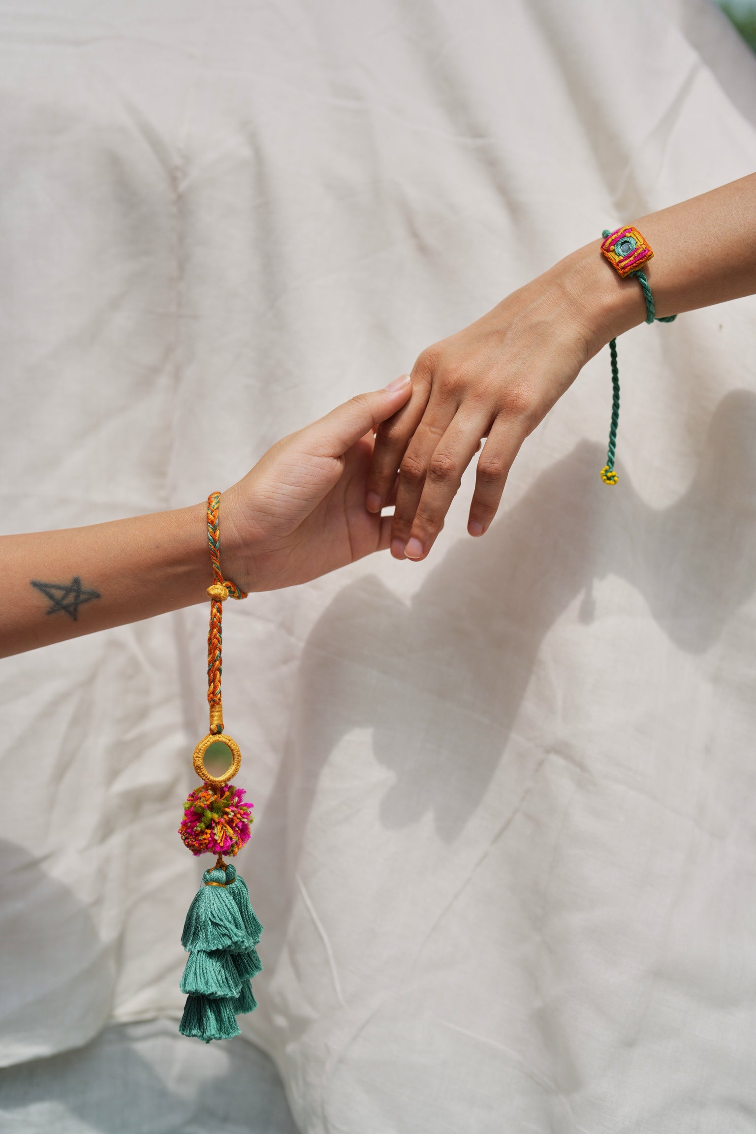 Pyar ka rang lumba rakhi - set of two