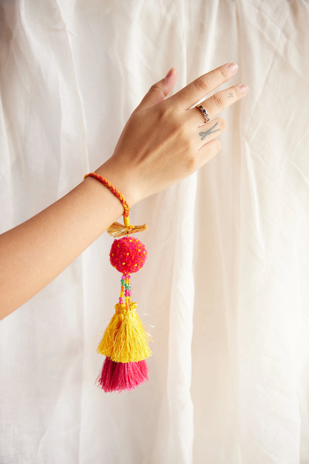 Ila Lumbai Rakhi