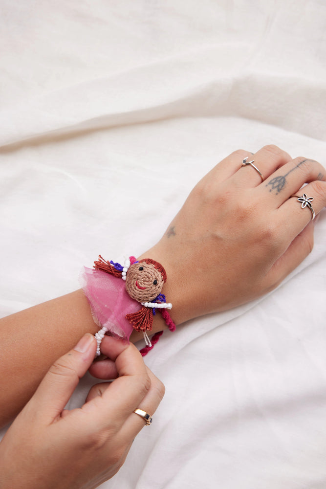 
                  
                    Sweety Tweety Rakhi Set
                  
                