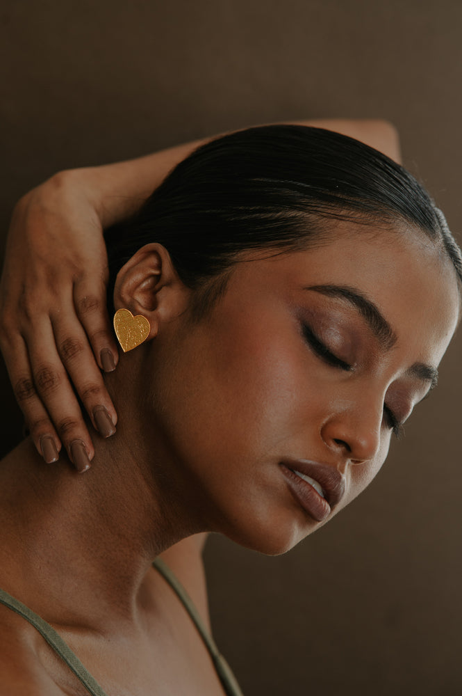 
                  
                    Ishq Earring
                  
                