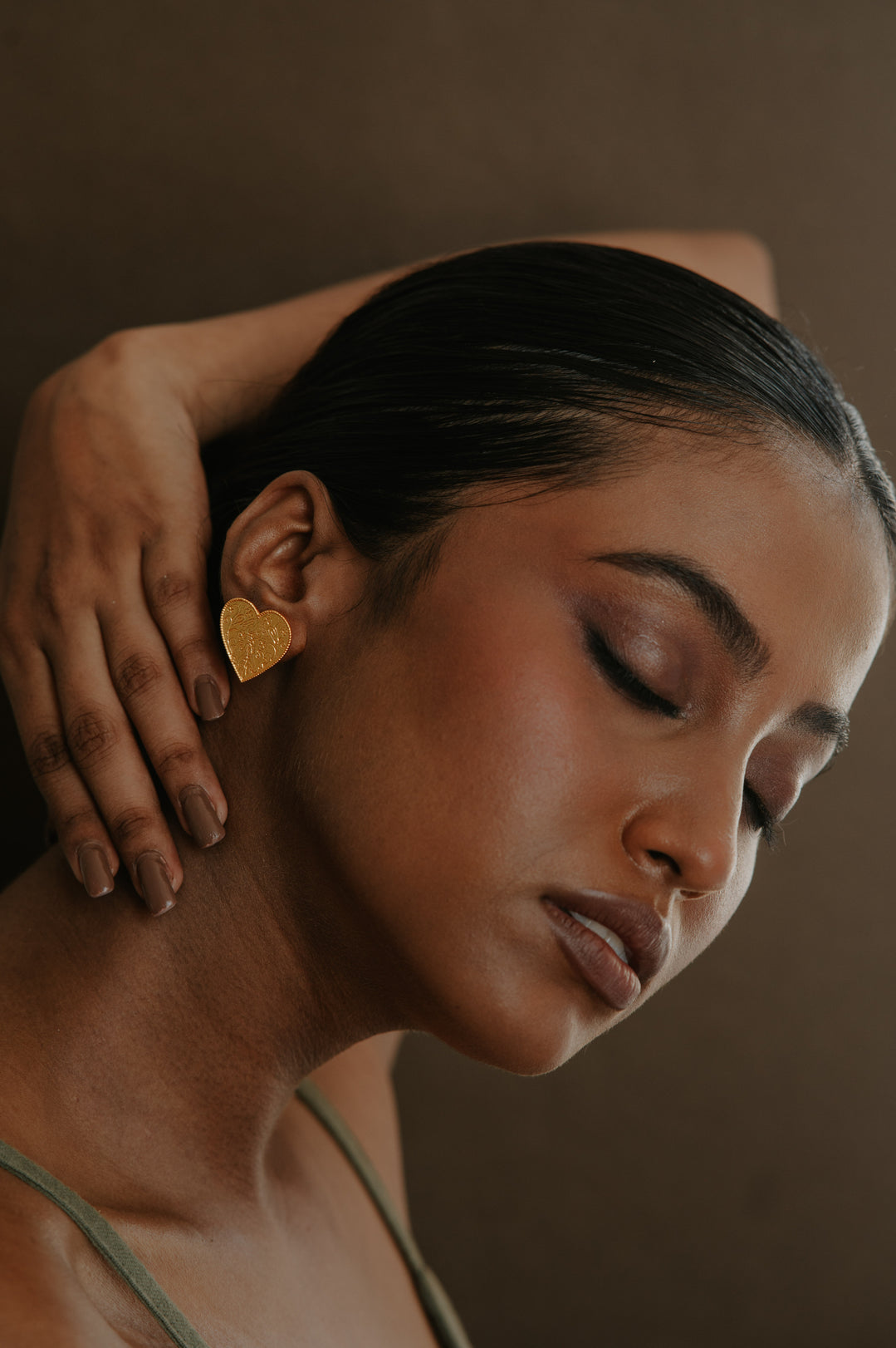 
                  
                    Ishq Earring
                  
                