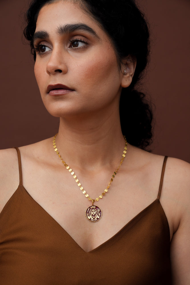
                  
                    Kaali Pendant
                  
                