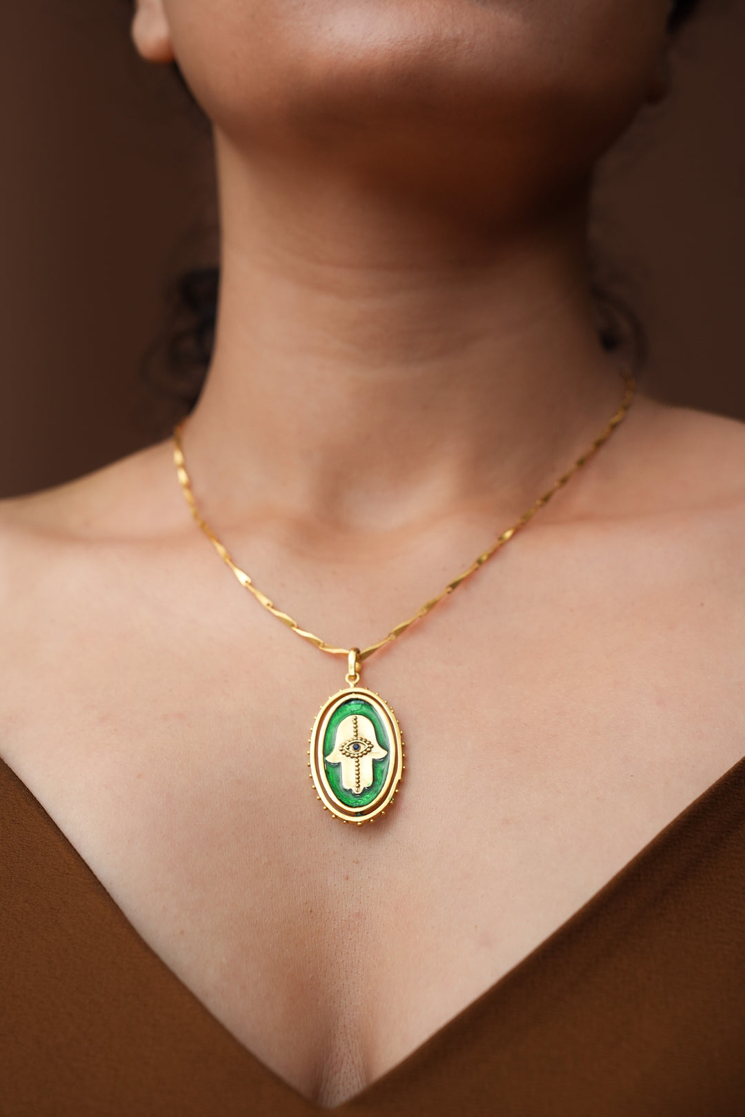 
                  
                    Noorie Chain
                  
                