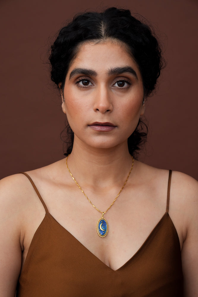 
                  
                    Noorie Chain
                  
                