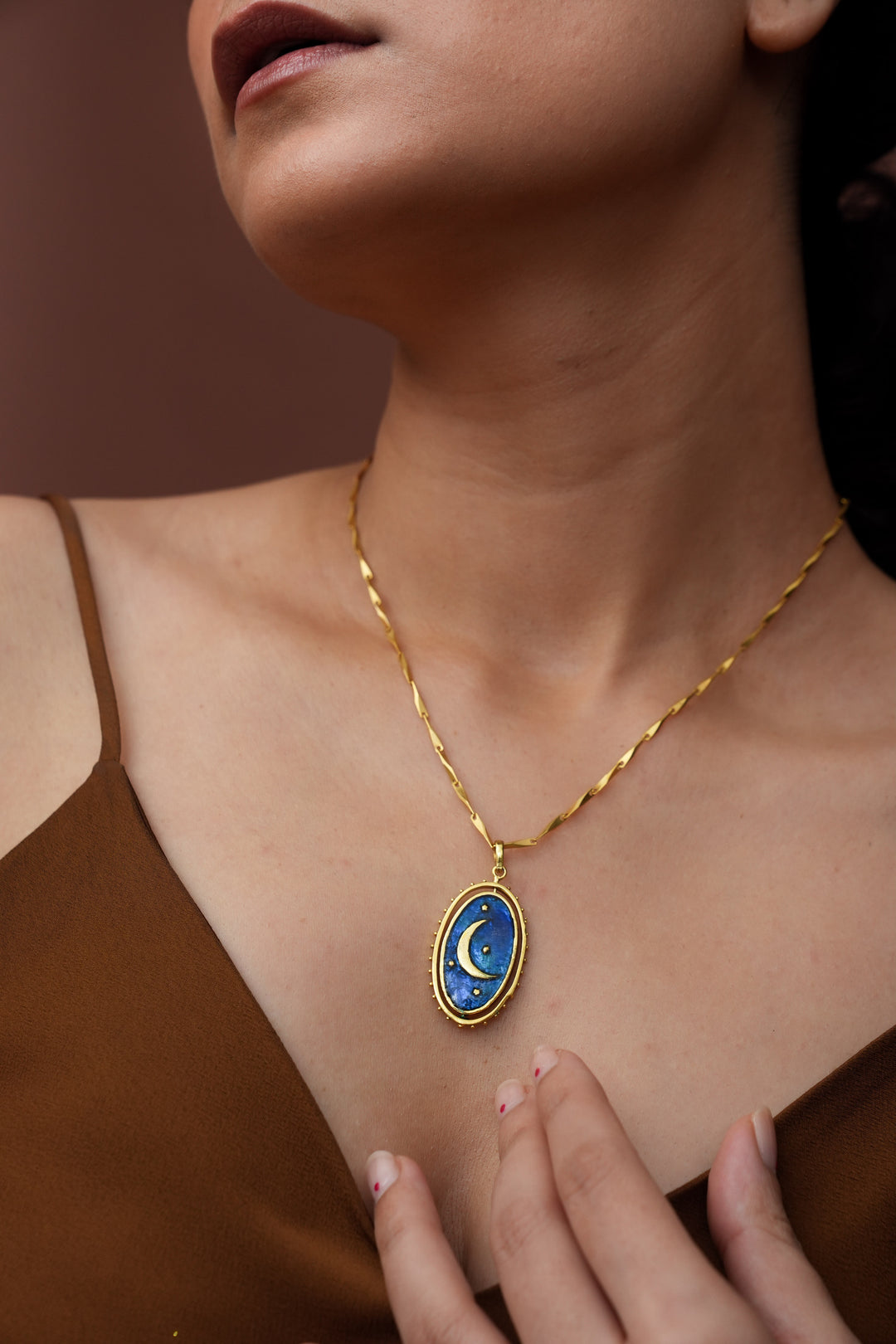 
                  
                    Noorie Chain
                  
                