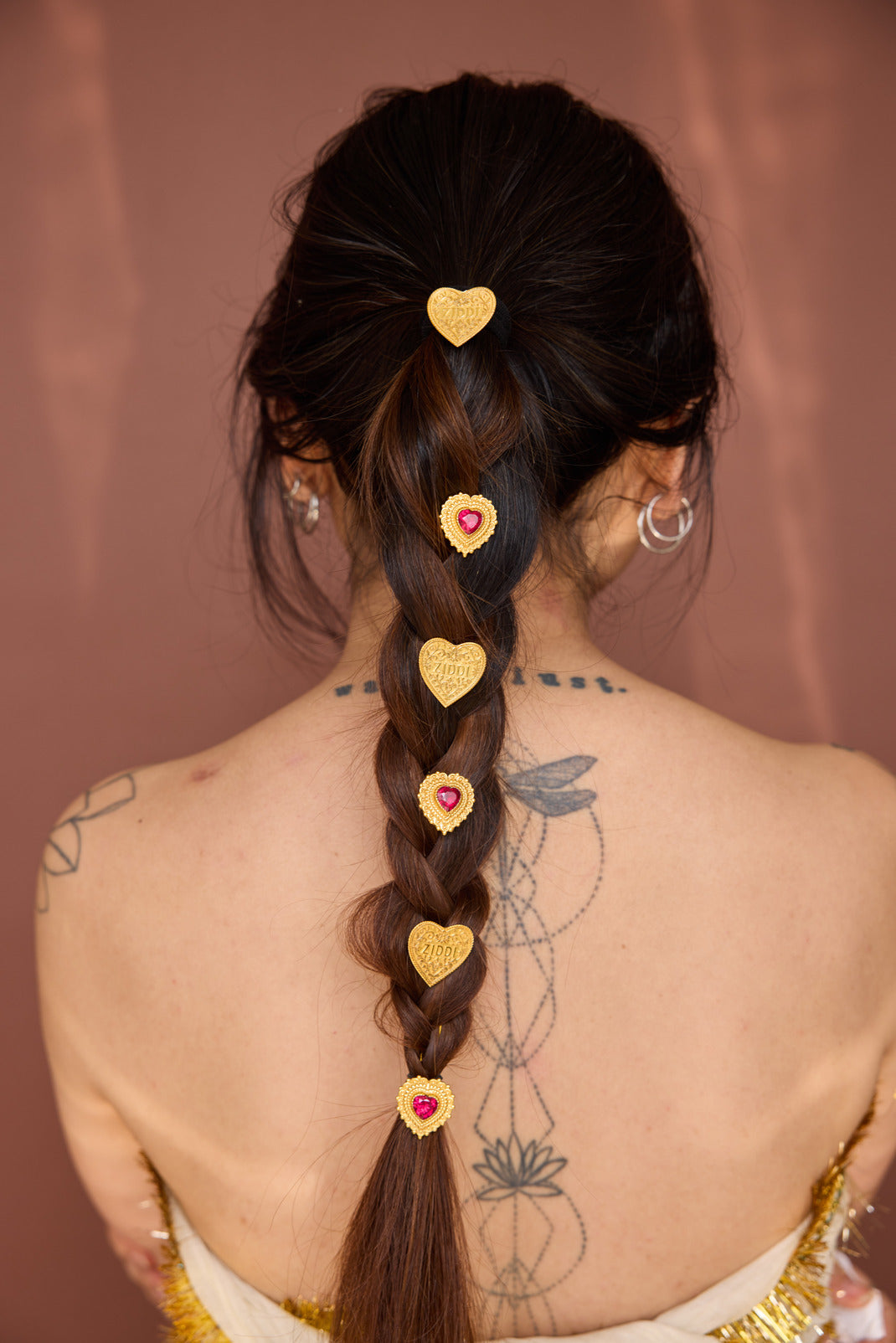 
                  
                    Ziddi Dil Clips Set of 6
                  
                