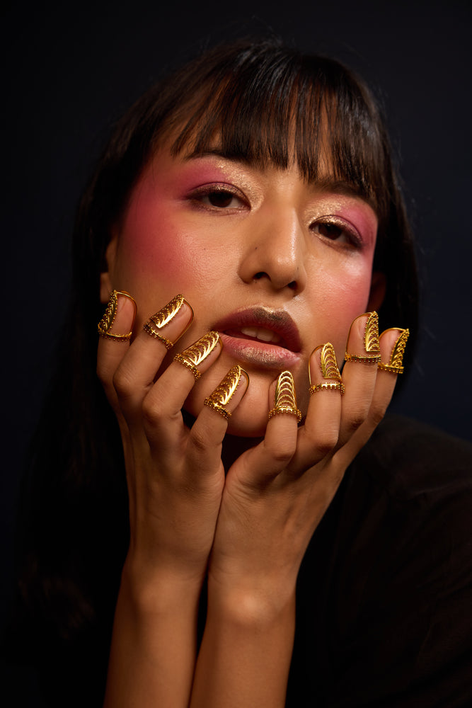 
                  
                    Lily nail ring
                  
                