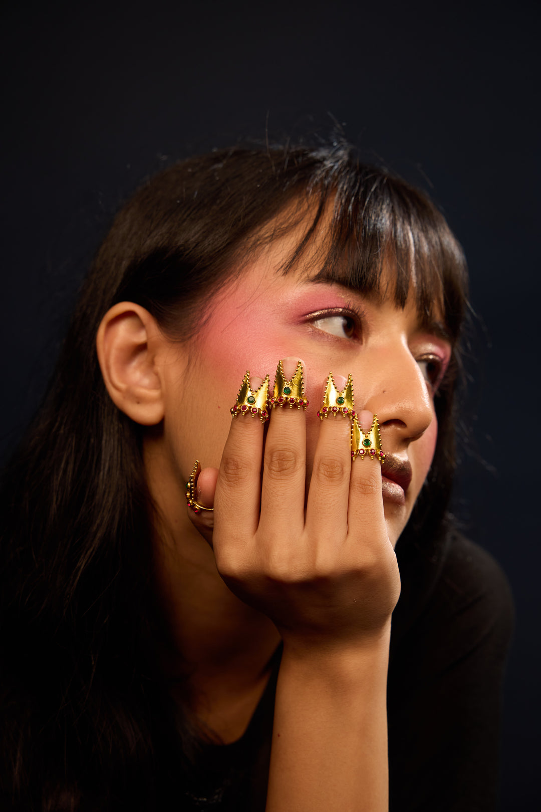
                  
                    Cosmo nail ring
                  
                