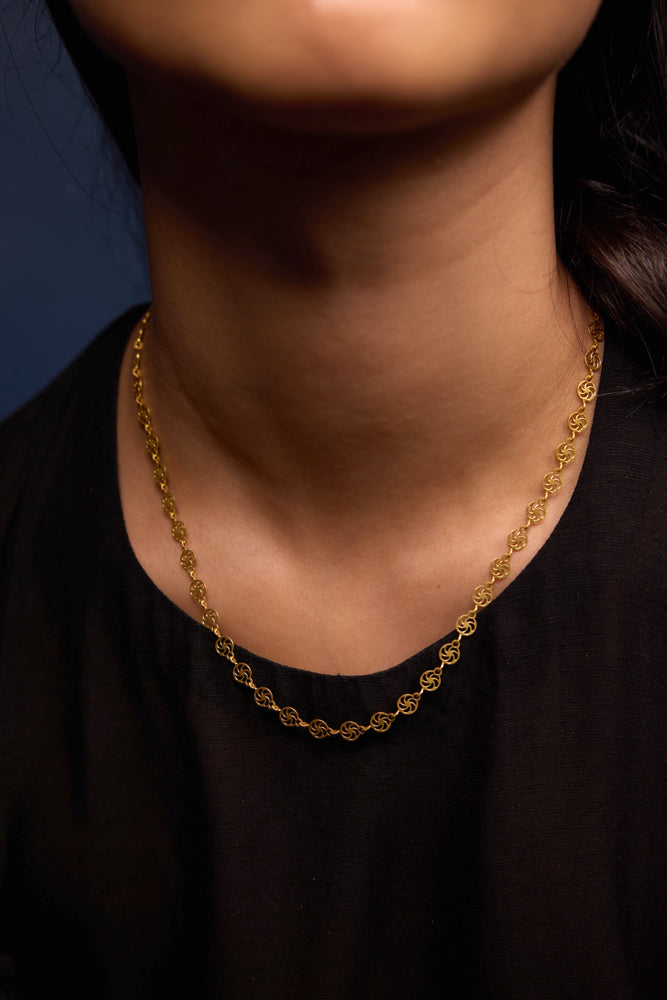 
                  
                    Ila Chain
                  
                