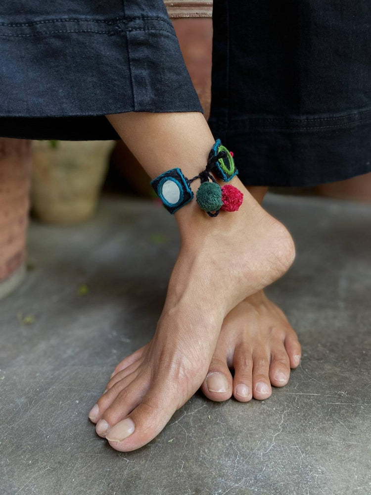 
                  
                    Aaina Anklet
                  
                