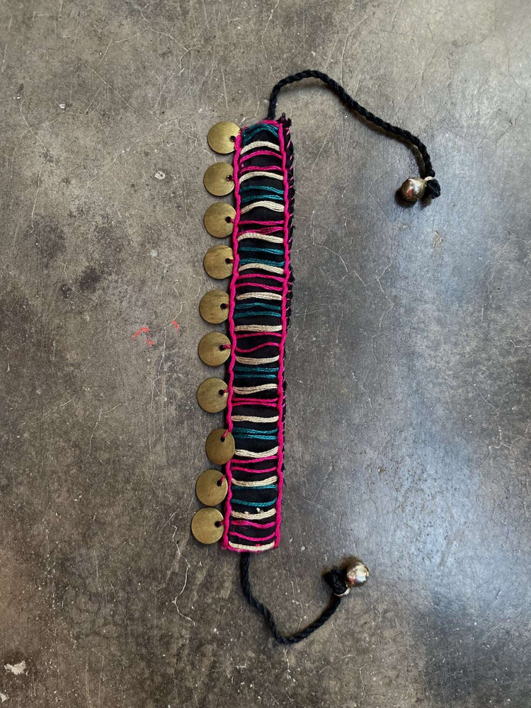 
                  
                    Lehariyo anklet
                  
                