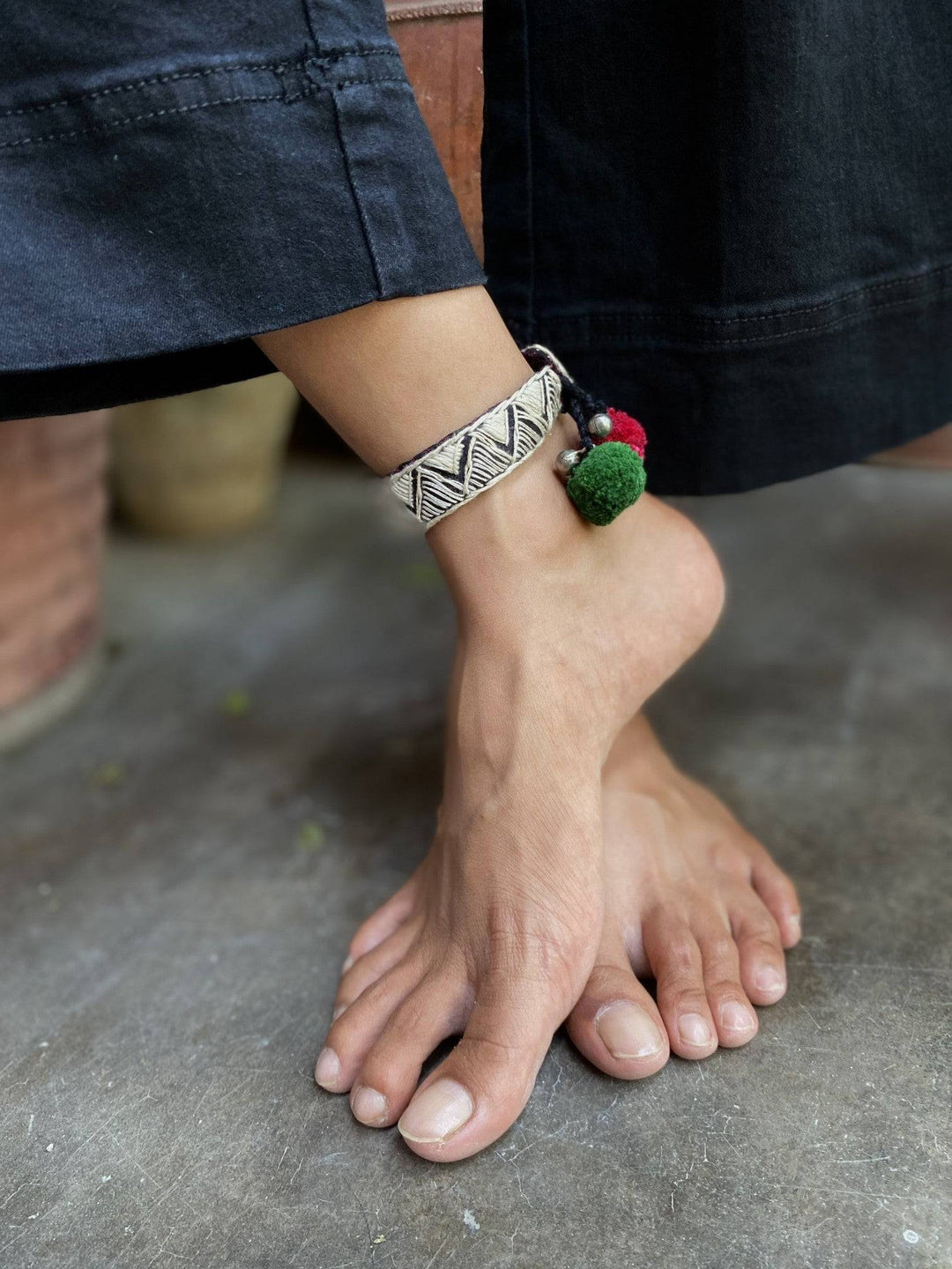 
                  
                    Kaafir anklet
                  
                