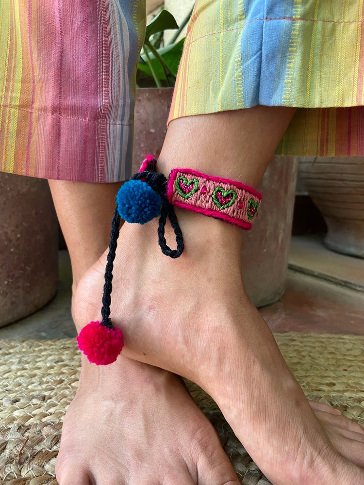 
                  
                    Love song Anklet
                  
                