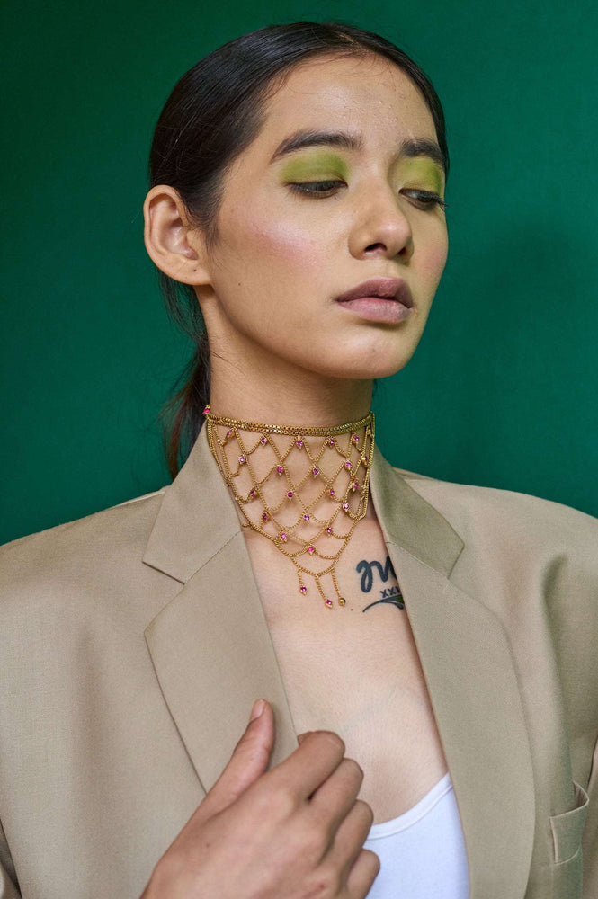 
                  
                    Jaali choker
                  
                